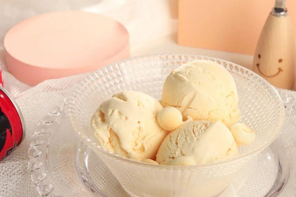 简单无需冷藏好吃的冰淇淋做法,最简单的冰淇淋不用打蛋器