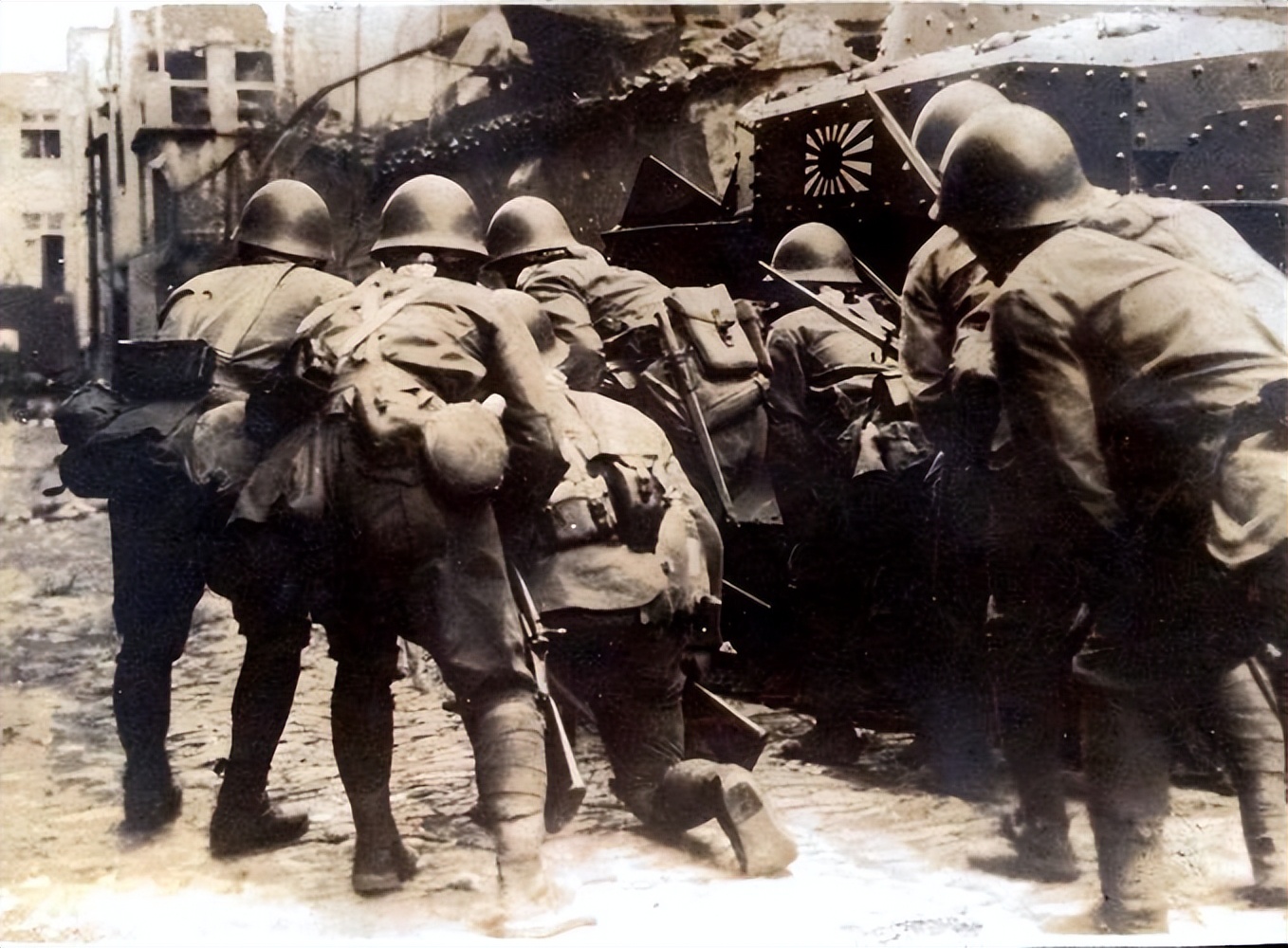 蒋经国对孙立人的感人视频,蒋经国对孙立人的感动