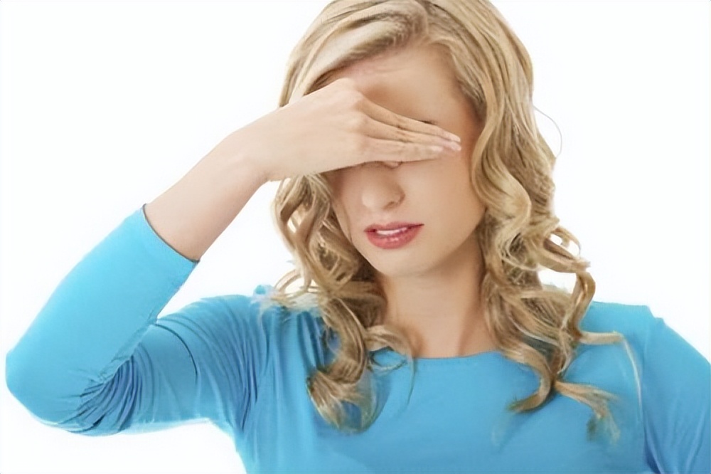 新龙甘消炎膏对痔术后疼痛及水肿的相关效性随机对照临床试验