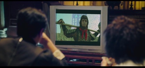 4k屏幕和2k1080p对比,相同尺寸2k和4k显示对比