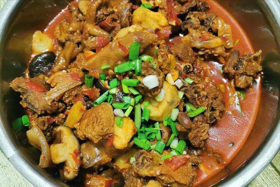 炖鸡不要太油,炖鸡不要焯水怎么洗