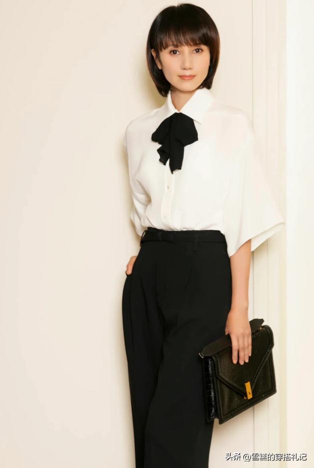 袁泉的气质一目了然,42岁袁泉的高级感