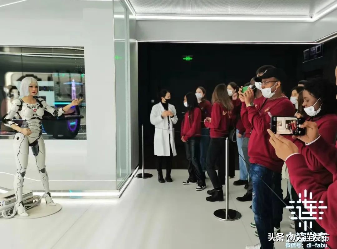 外国留学生来中国感到惊讶,40个外国人来中国