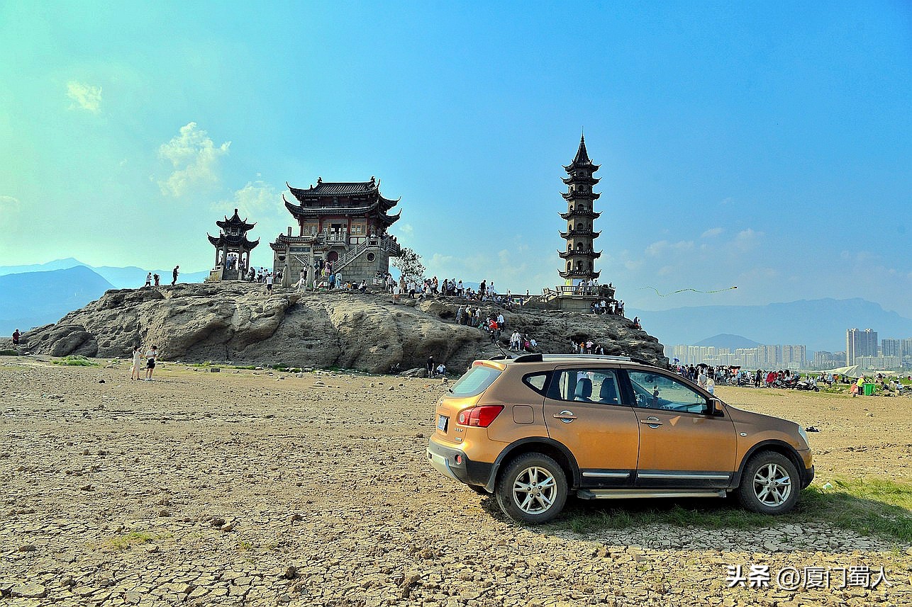 鄱阳湖千年石岛落星墩古建筑,鄱阳湖落星墩全景