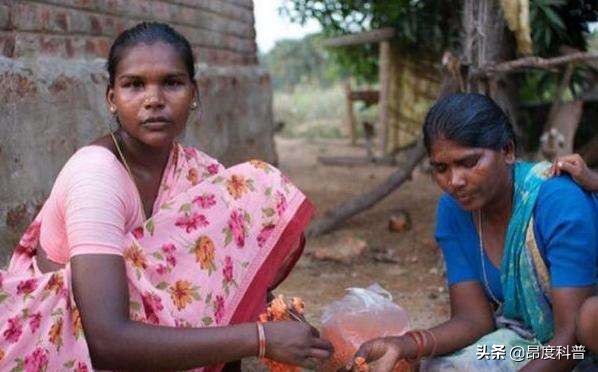 印度无子宫妇女村,印度为怀孕6个月女子剖腹