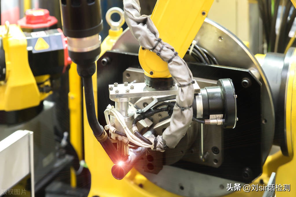 怎么提高电容式压力传感器灵敏度,传感器灵敏度调节是什么作用