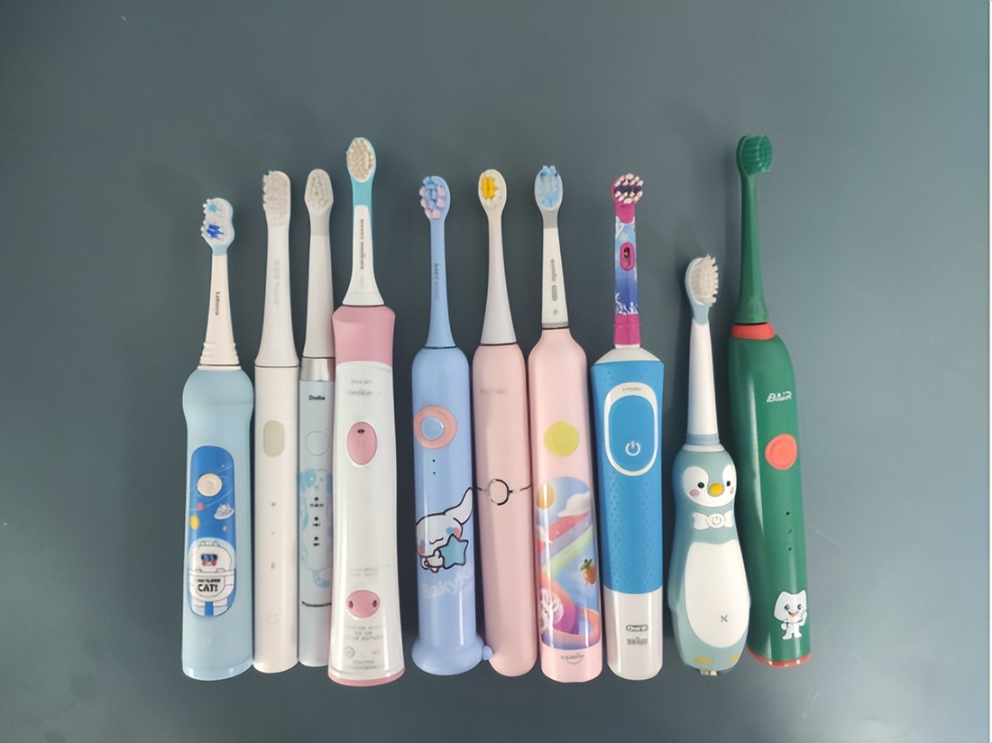 飞利浦儿童电动牙刷与usmile对比,欧乐bio5和usmile电动牙刷哪个好