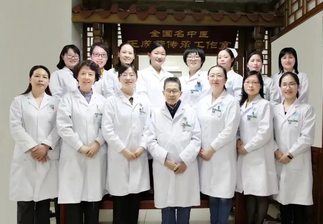 大美医者王成荣：“待机时间最长”的妇科专家