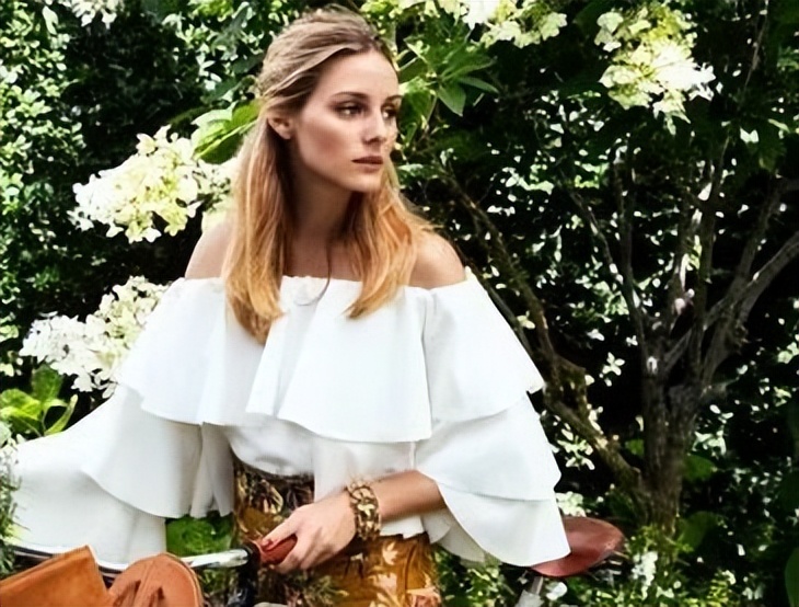 夏天担心藏不住“蝴蝶袖”？集齐明星博主教你“手镯转移*法大**”