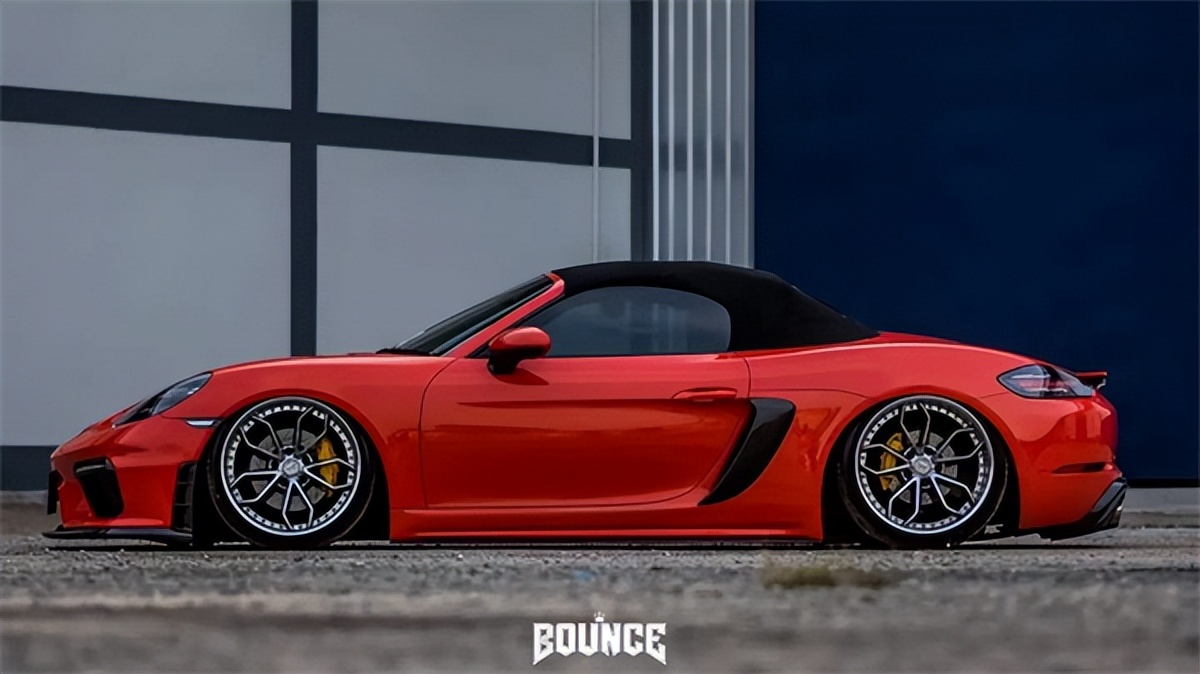 保时捷911改装赛博朋克 (保时捷911改装短弹簧)