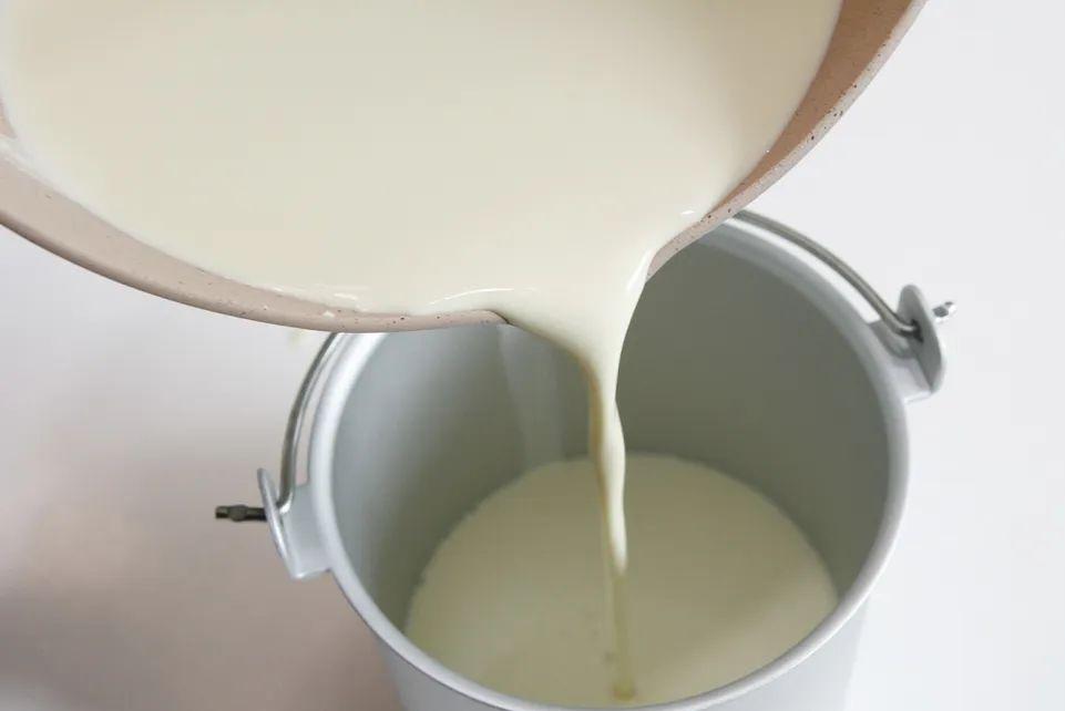 简单无需冷藏好吃的冰淇淋做法,最简单的冰淇淋不用打蛋器