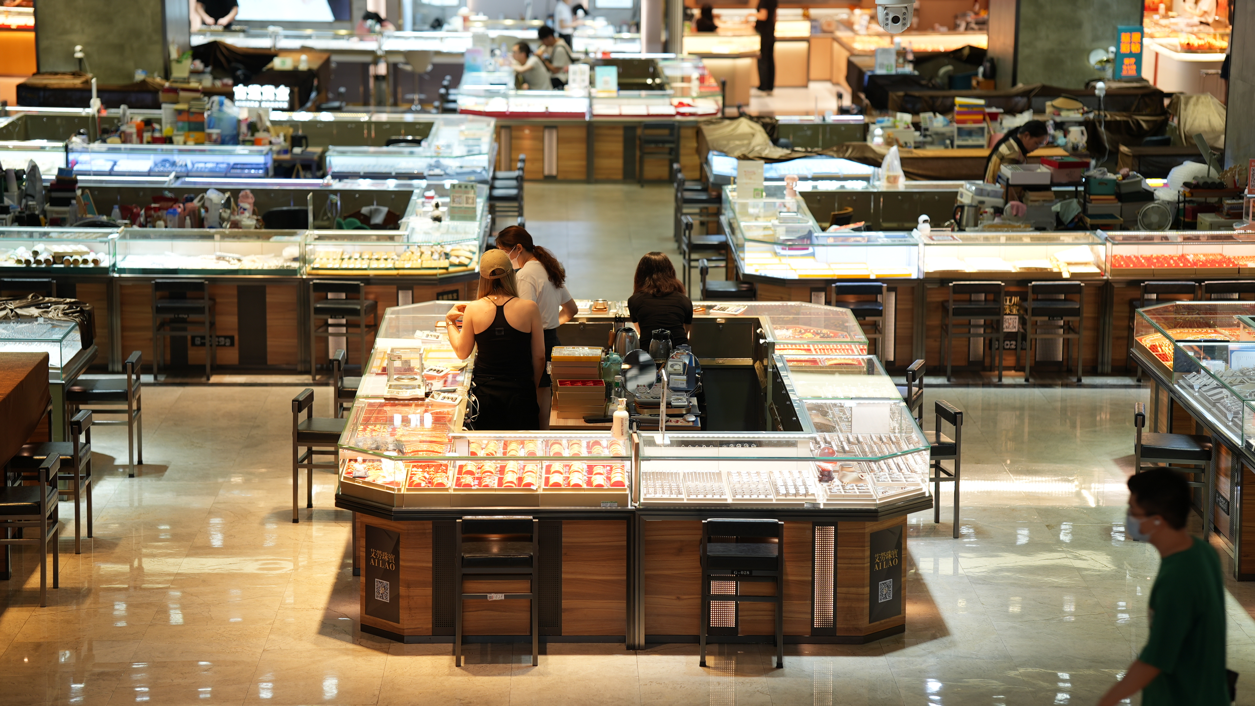 专门去水贝买黄金划算吗,第一次去水贝