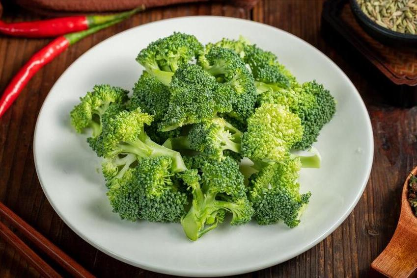 叶酸强筋骨,50岁食补叶酸最佳方法