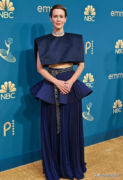 艾美奖红毯怪奇物语,艾美奖红毯走法