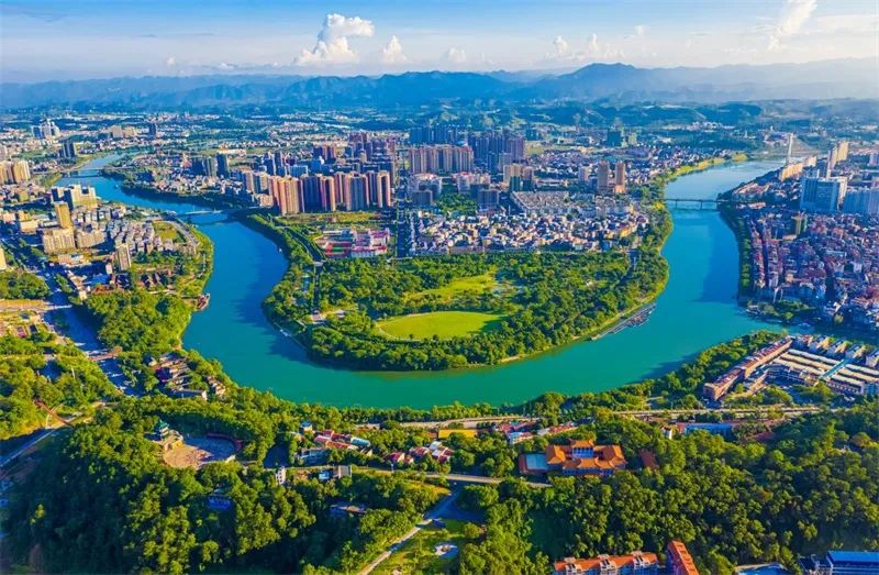 除了淄博还有哪里的烧烤值得打卡,最近火的除了淄博的烧烤还有什么