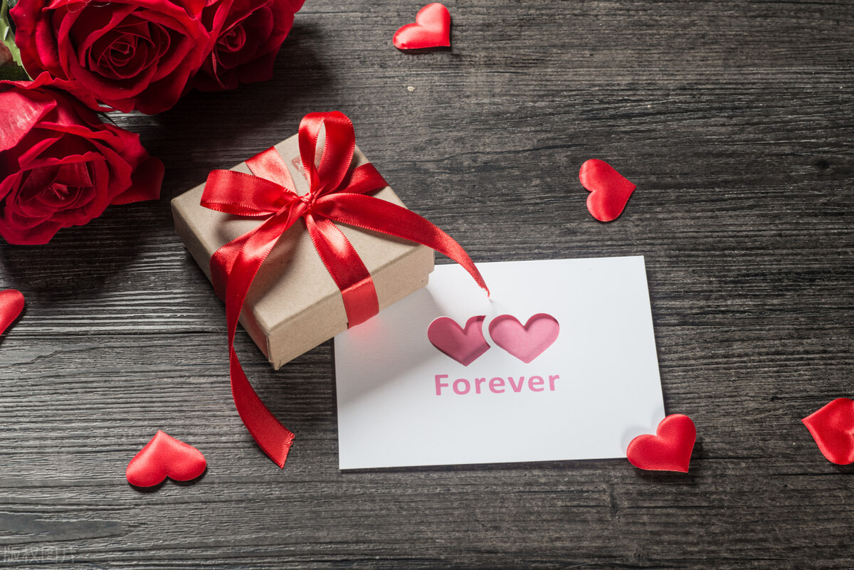 中国婆婆给俄罗斯女孩买三金,中国婆婆给俄罗斯儿媳妇买三金