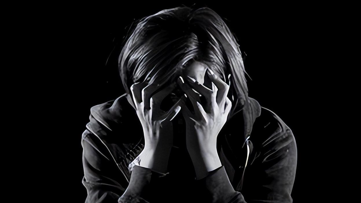 女性怕漏尿,年龄过大女性漏尿偏方