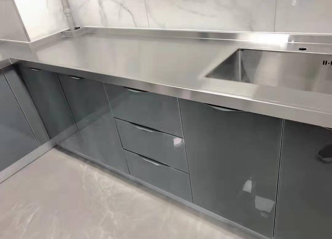 家庭装修可以用不锈钢橱柜,装修万万没想到不锈钢橱柜