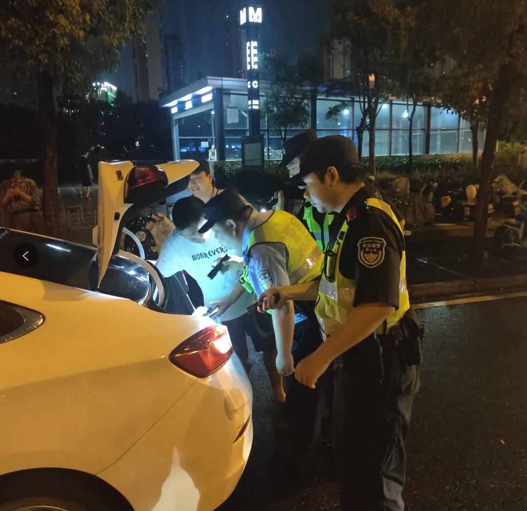 武汉公安夏天雷霆行动,公安夏季护航行动