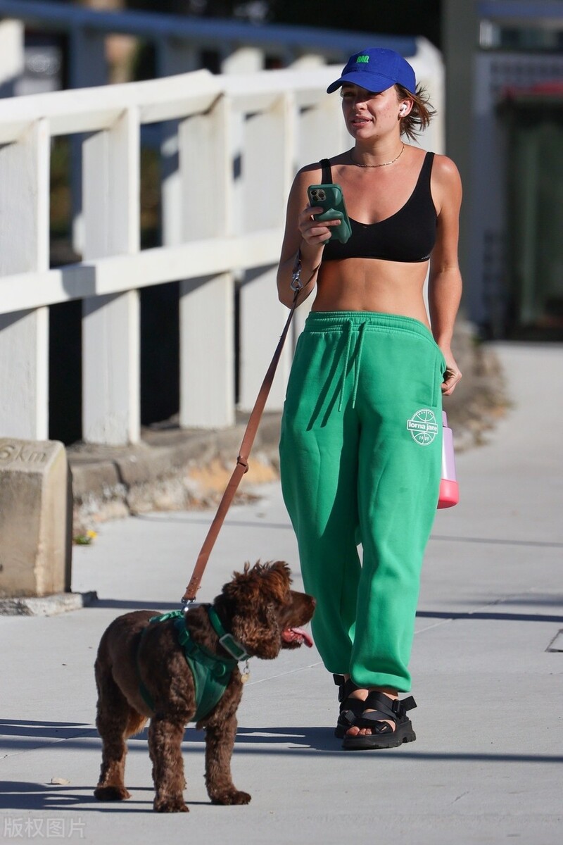 艾比查特菲尔德写真照 (艾比查特菲尔德照片)