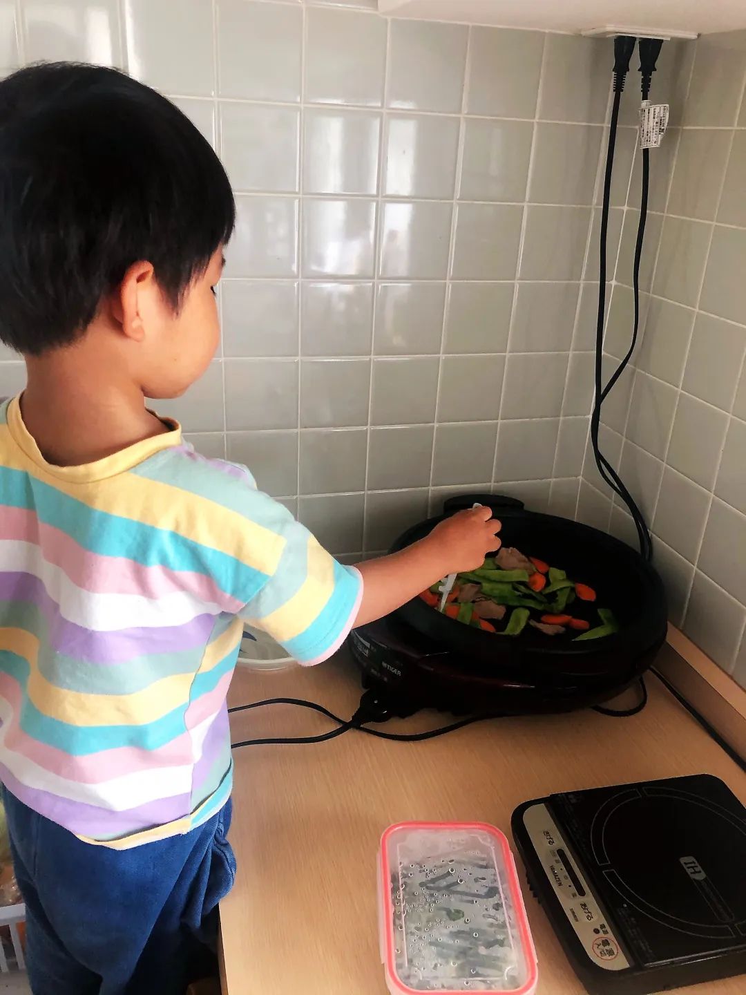 把孩子送进“整天都在玩”的日本幼儿园，这位中国妈妈重新认识“起跑线”