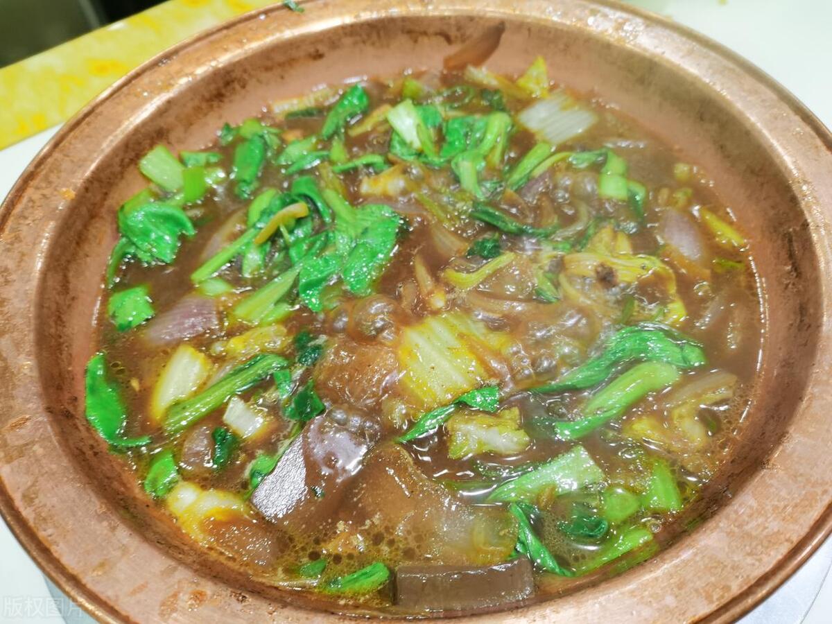 深圳鸡公煲店一个月可以赚多少钱,鸡公煲真实收入