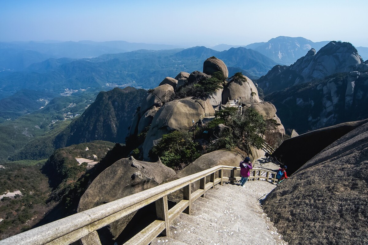 中国最美十大名山排名第一的是,国内最美的10大名山