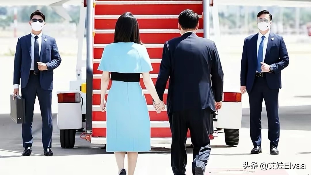 韩国第一夫人穿夏裙,韩国第一夫人裙装