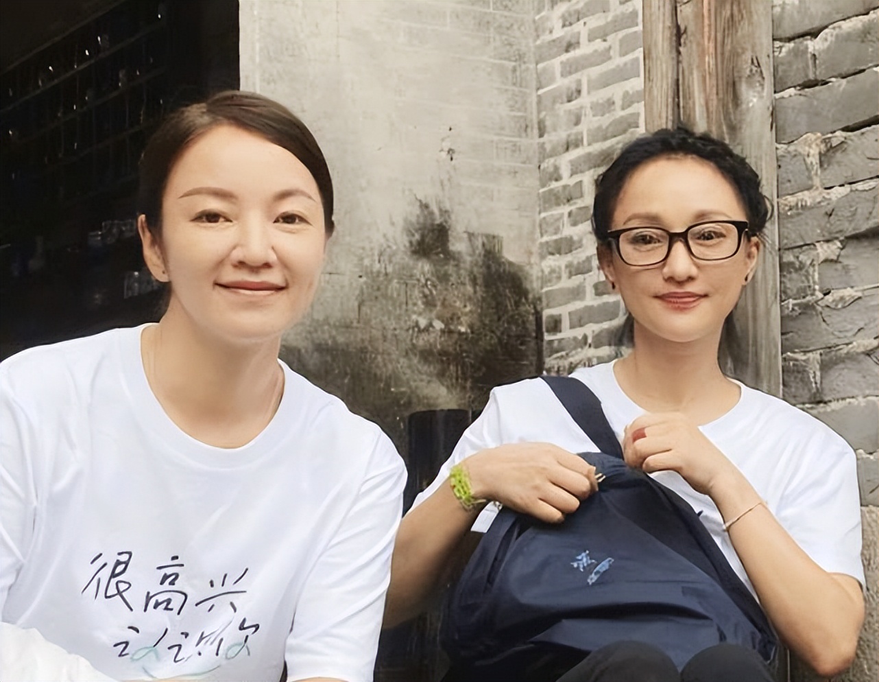 女性适合用哪种抗皱精华,50岁女人适合哪个品牌的精华液