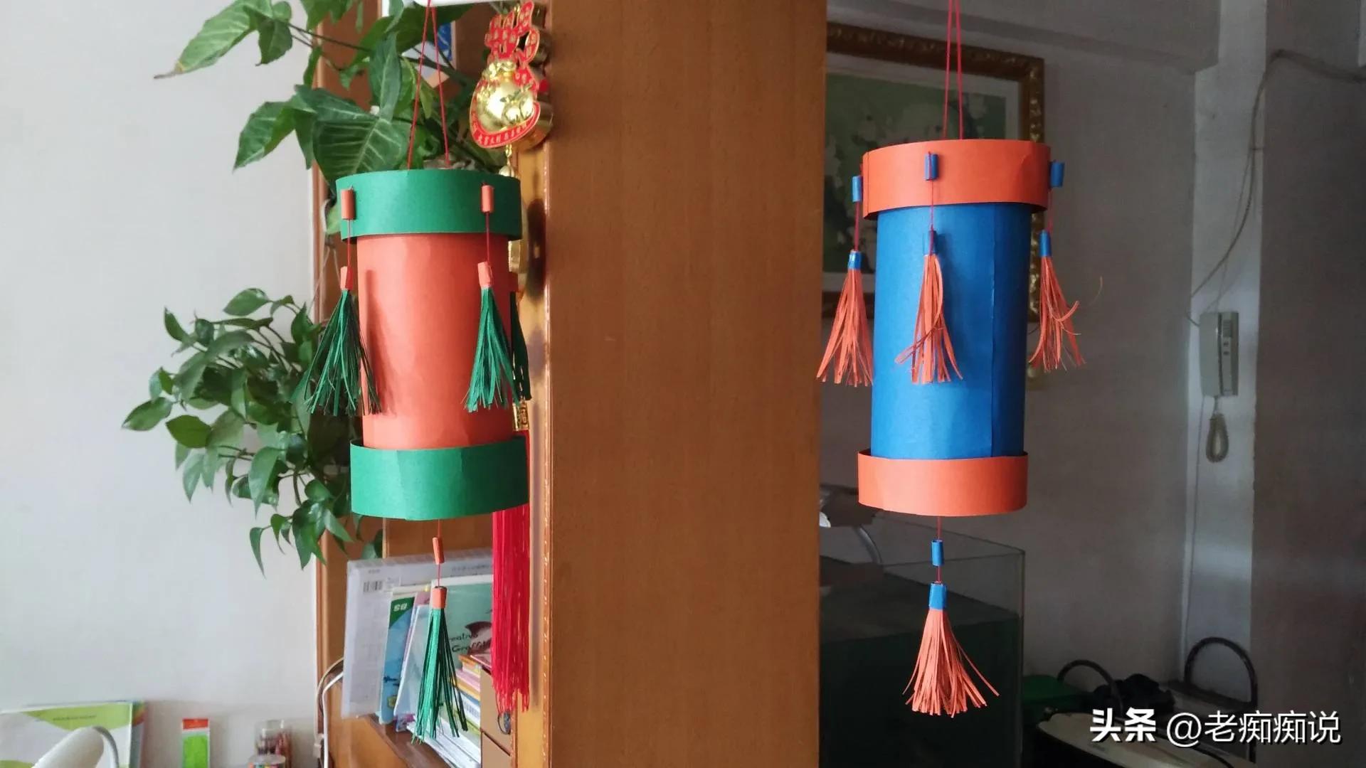 大人和小孩一起自制灯笼,展示一下有心的家长们自制的灯笼