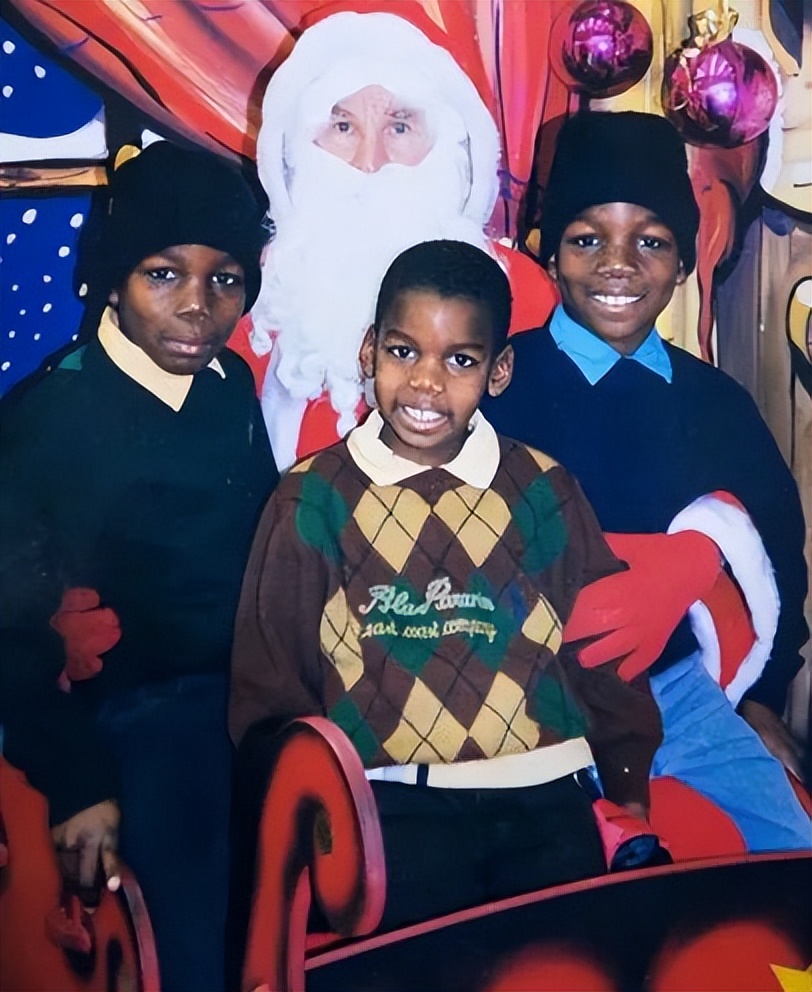 黑人球星控诉遭亲哥和发小密谋绑架，亲哥反口曝他用巫术诅咒对手