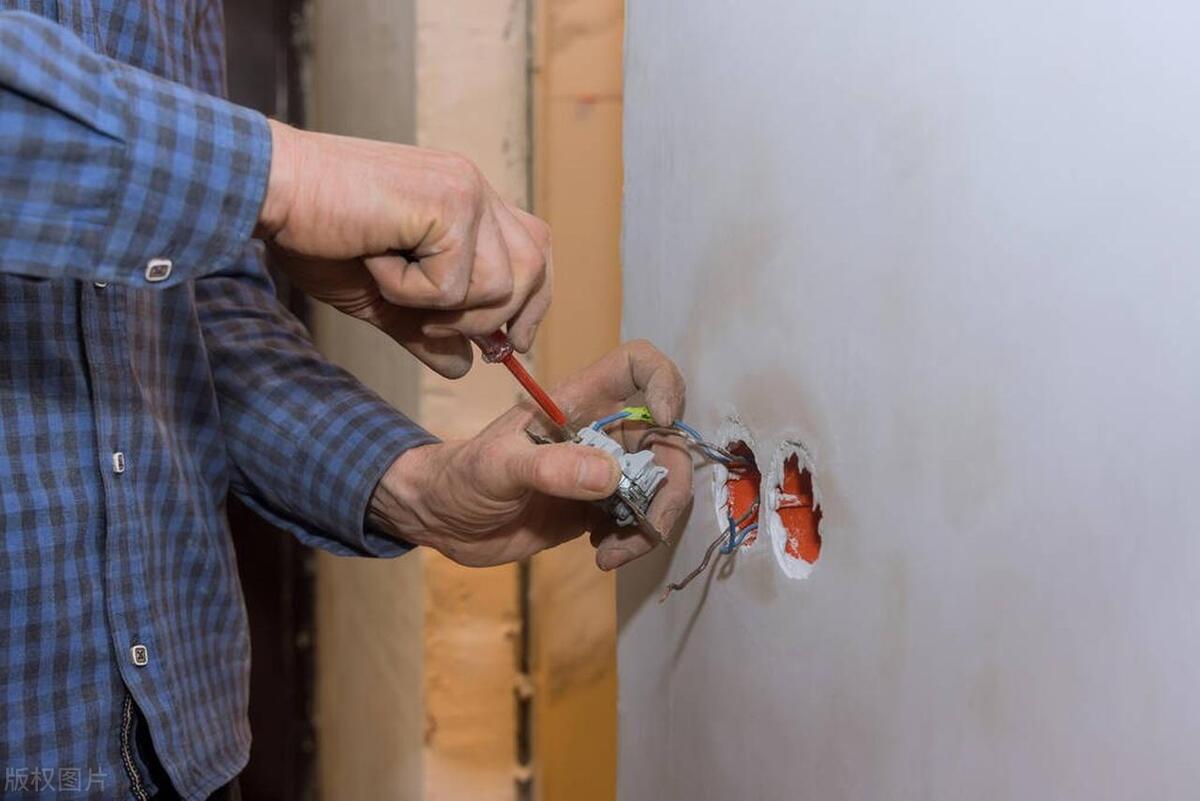 浣庡帇鐢靛伐瀹炴搷鑰冮,楂樺帇鐢靛伐瀹炴搷鏁欑▼