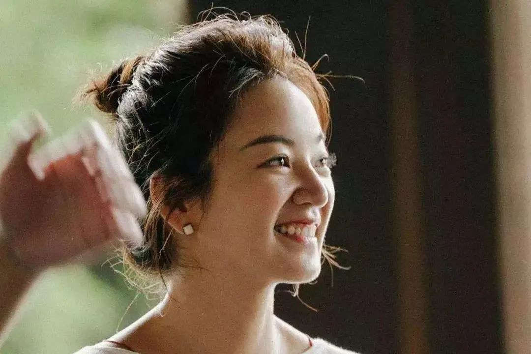 大S离婚找她哭诉、周迅与她相见恨晚…沉寂十年，她终于翻红了