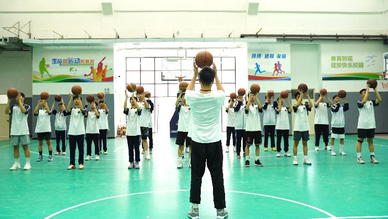 南阳外国语学校报名,欢迎报考外国语实验学校