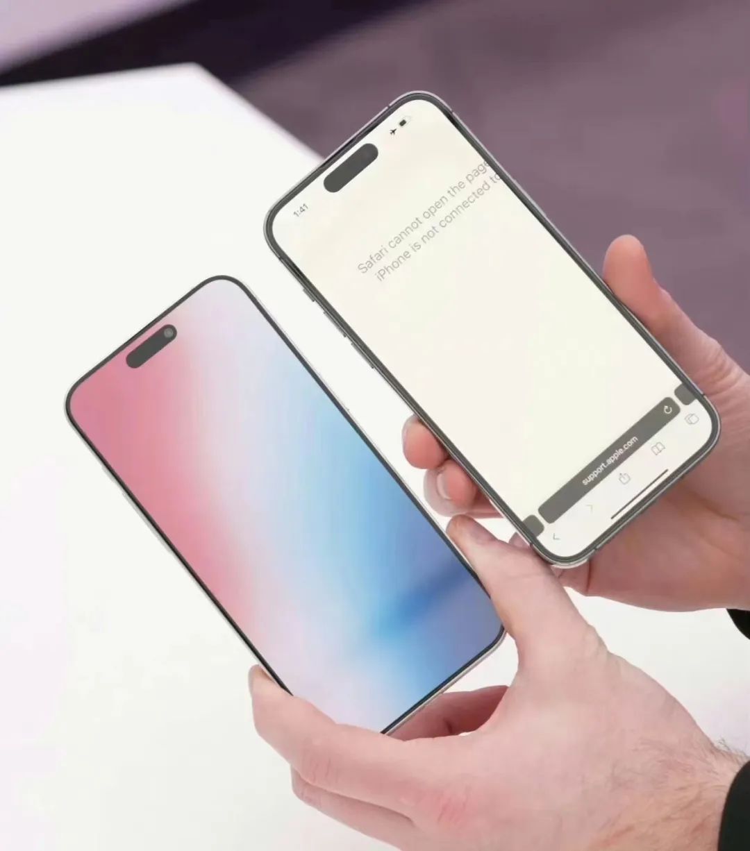iPhone15「真机」提前上手！颜值炸裂，更薄更耐摔