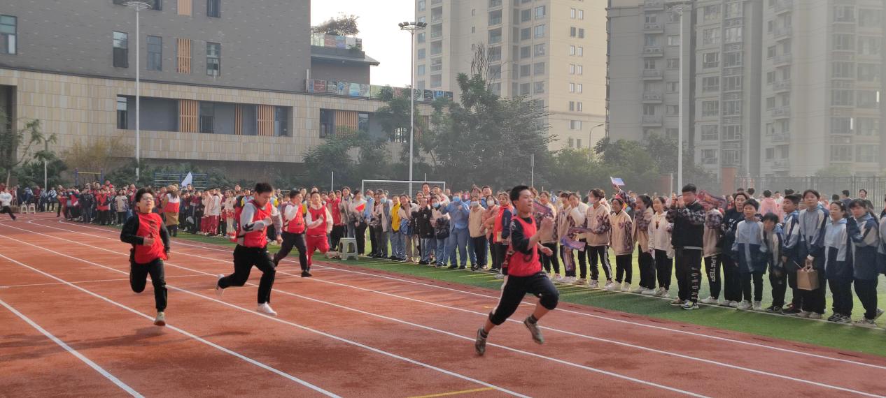 重庆市第十八中学直播,重庆市十八中两江实验学校运动会