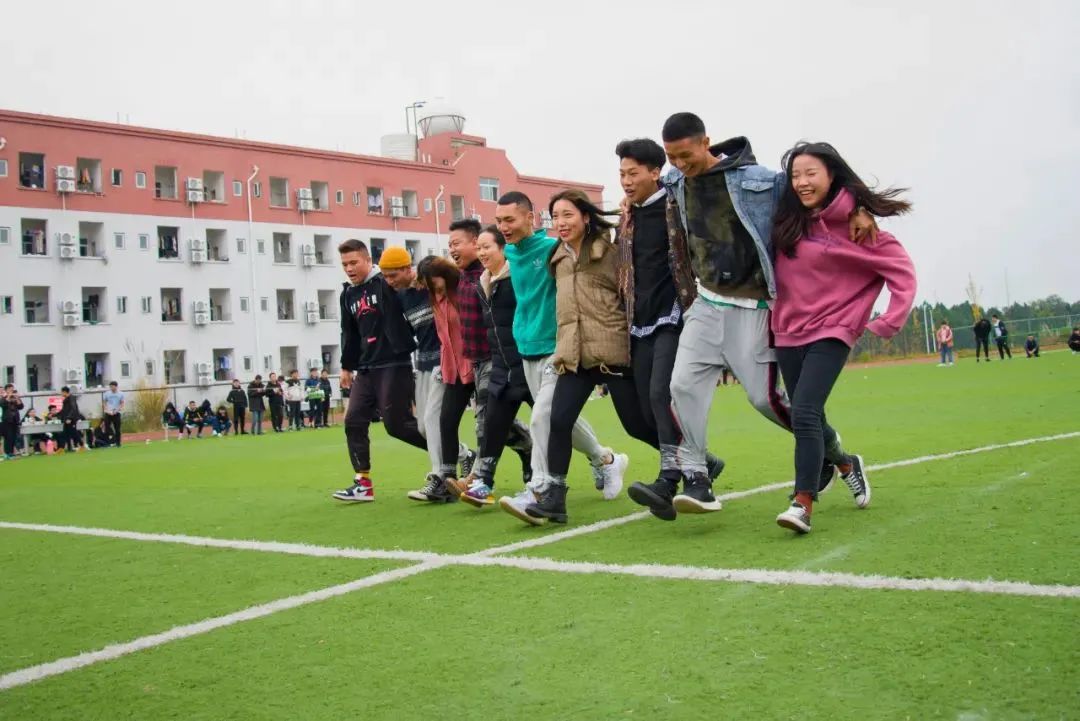 校企联合开班、45000余平实训基地,川汽职院助你就业有“位”来