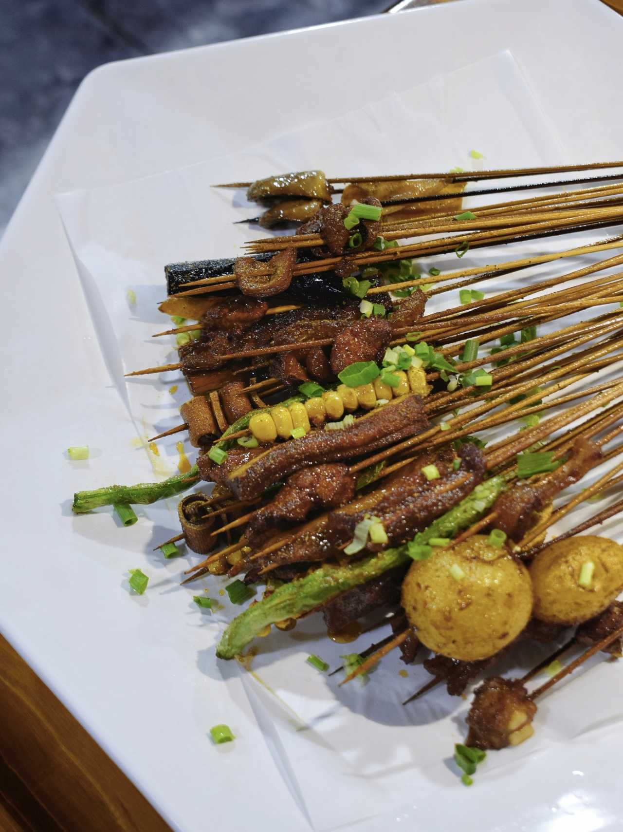 乐山异国风情打卡新去处,乐山游玩攻略及人文风情