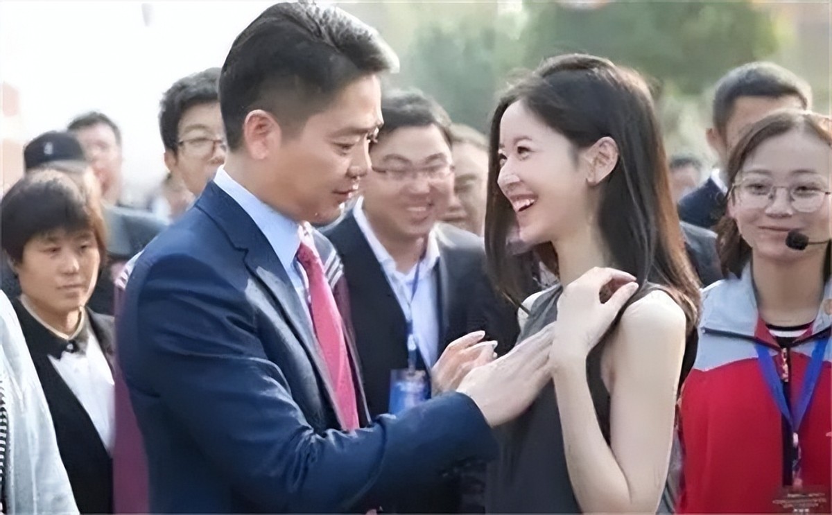 章泽天的丈夫刘强东是谁,章泽天父亲章丽厚