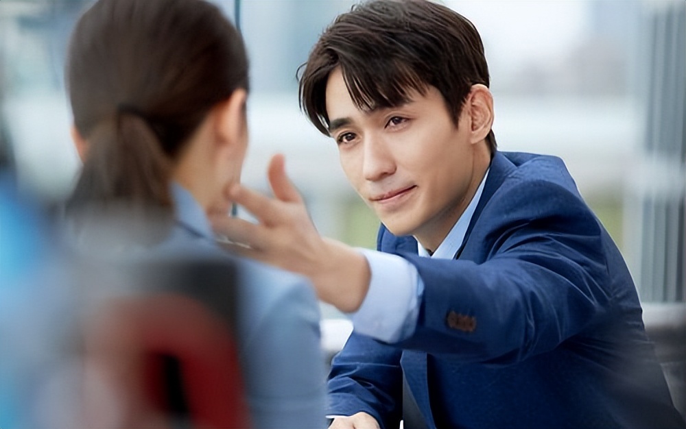 鹿晗原名刘壮实是真是假,刘壮实和鹿晗什么关系