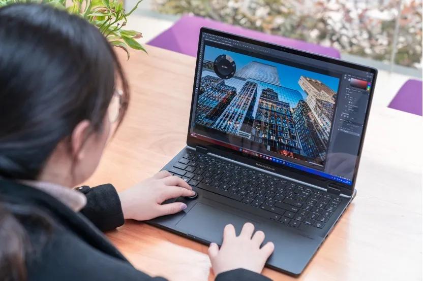 华硕灵耀pro14深度体验,高性能oled屏幕笔记本