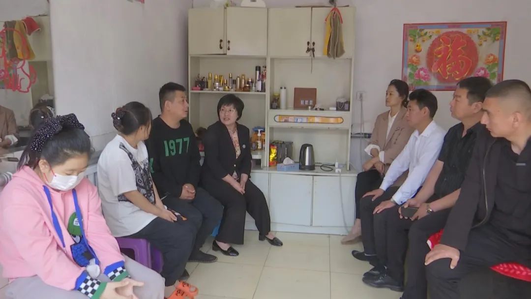 廊坊龙商组织会员为家乡生病孩子于思涵小朋友捐款