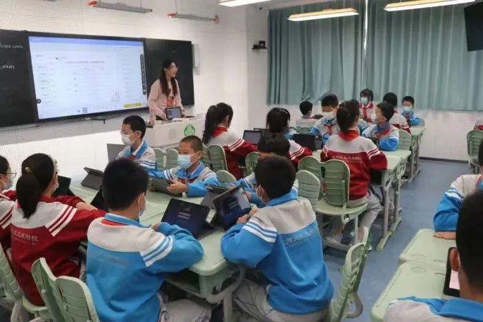 耀华中学滨海新区于家堡,天津市耀华中学滨城学校地址