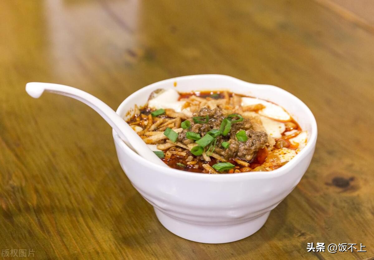 成都特色美食推荐排名前十有哪些,成都东站附近美食