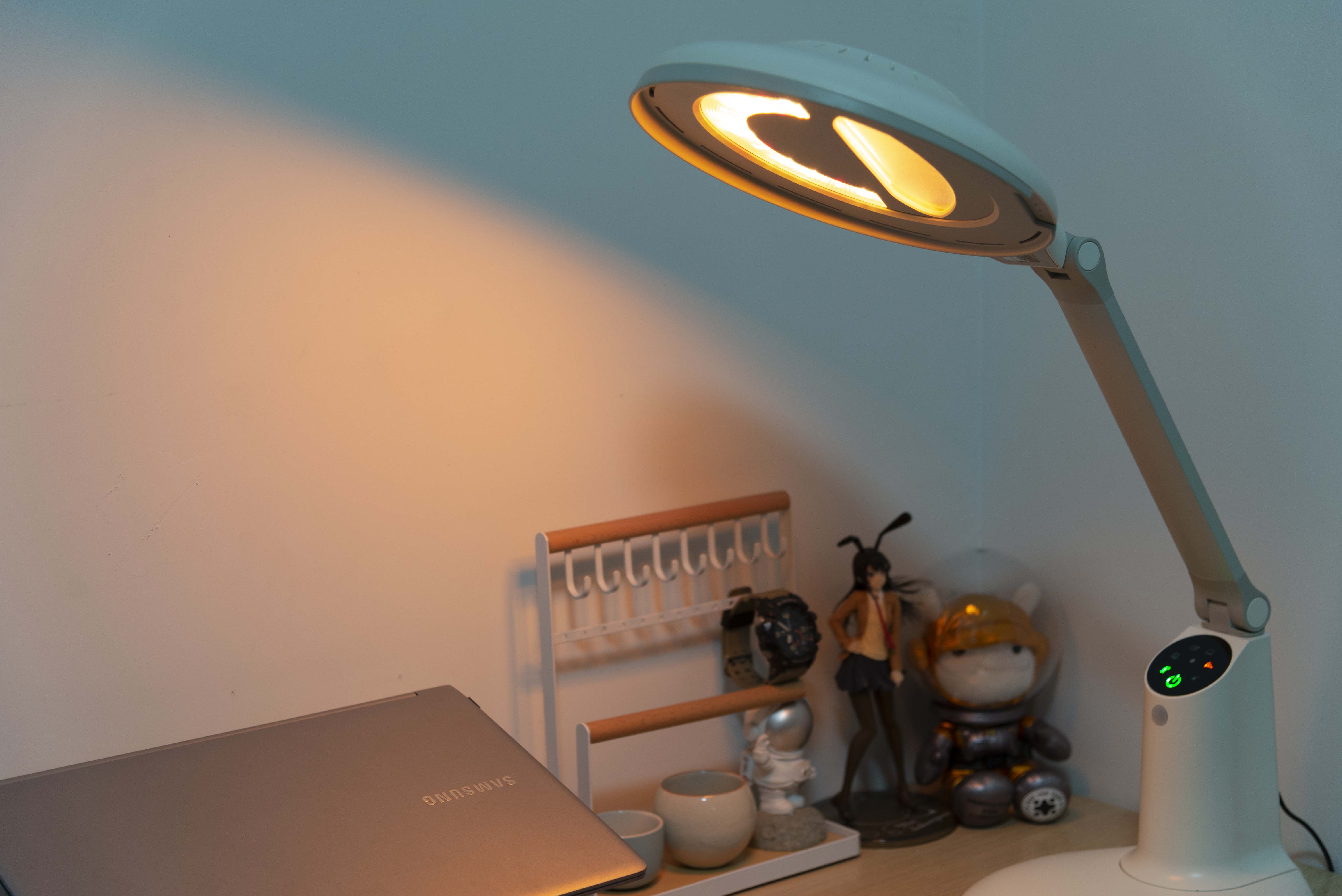 蓝光护眼灯品牌排行榜最新,蓝光护眼灯品牌盘点几款真的护眼