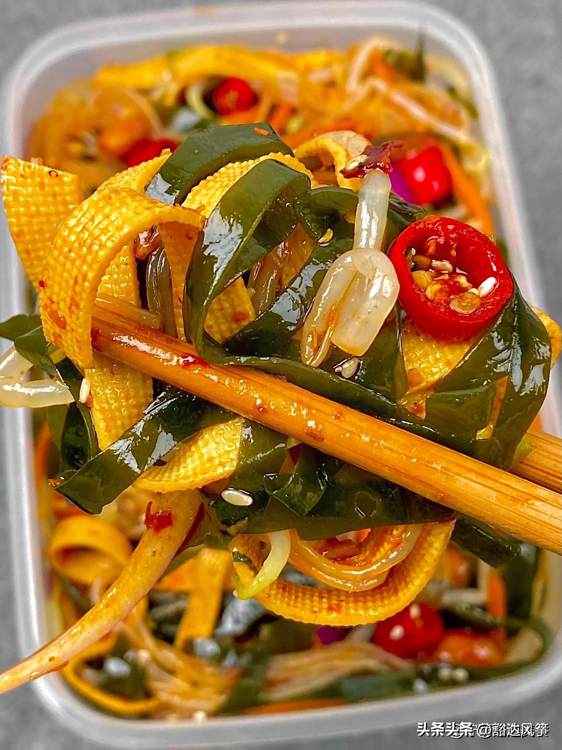 女性吃什么食物排毒养颜,排毒食物吃了清肠排毒