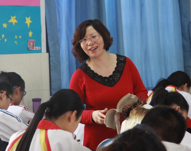 入学后班主任打听父母背景，普通家长别紧张，“巧妙”回答很加分