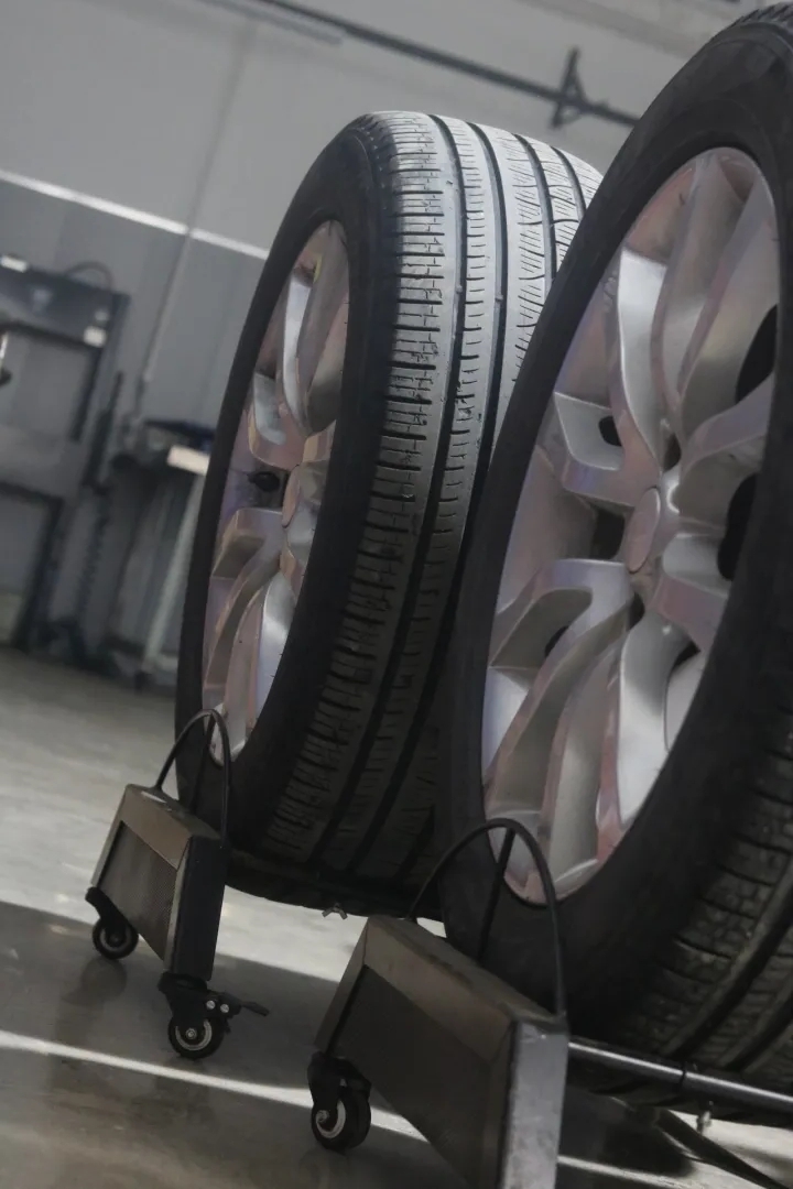 老款路虎揽胜修复,彻底翻新一辆路虎揽胜全过程