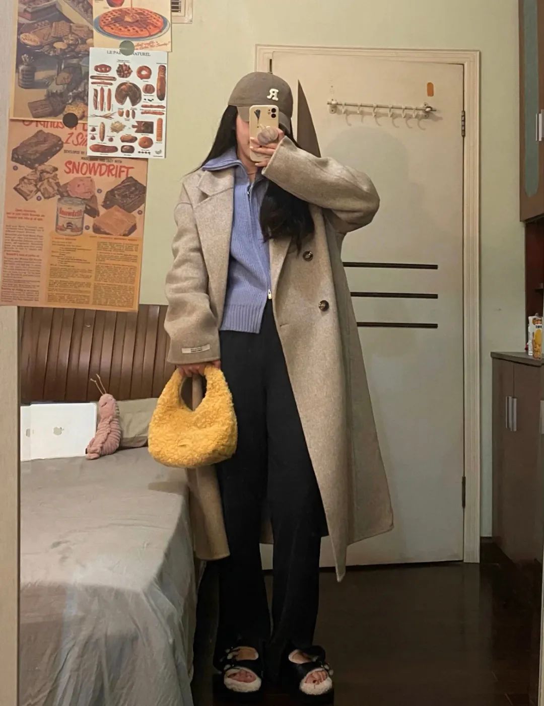 为什么我劝女生买便宜的包包？