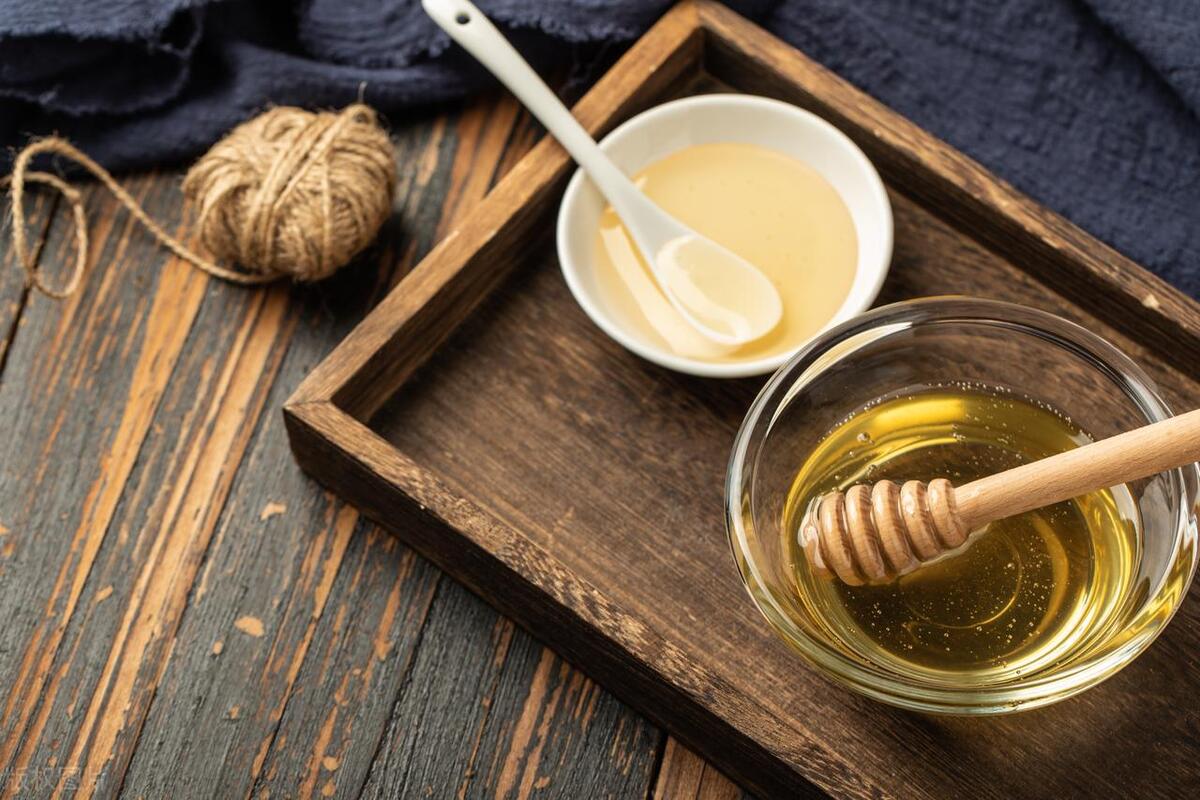 土蜂蜜价格100元一斤,土蜂蜜100%纯蜂蜜多少钱一斤合适